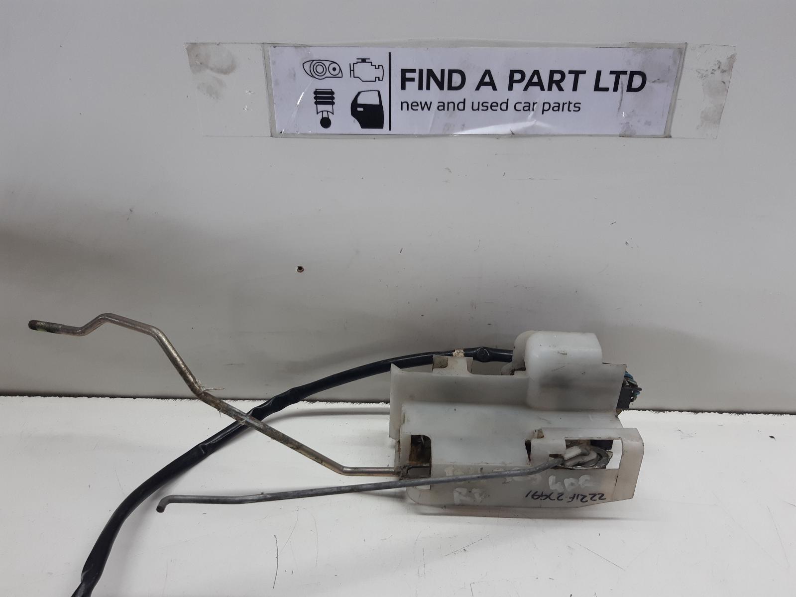 View Auto part Door/Boot/Gate Lock MAZDA 323 1995