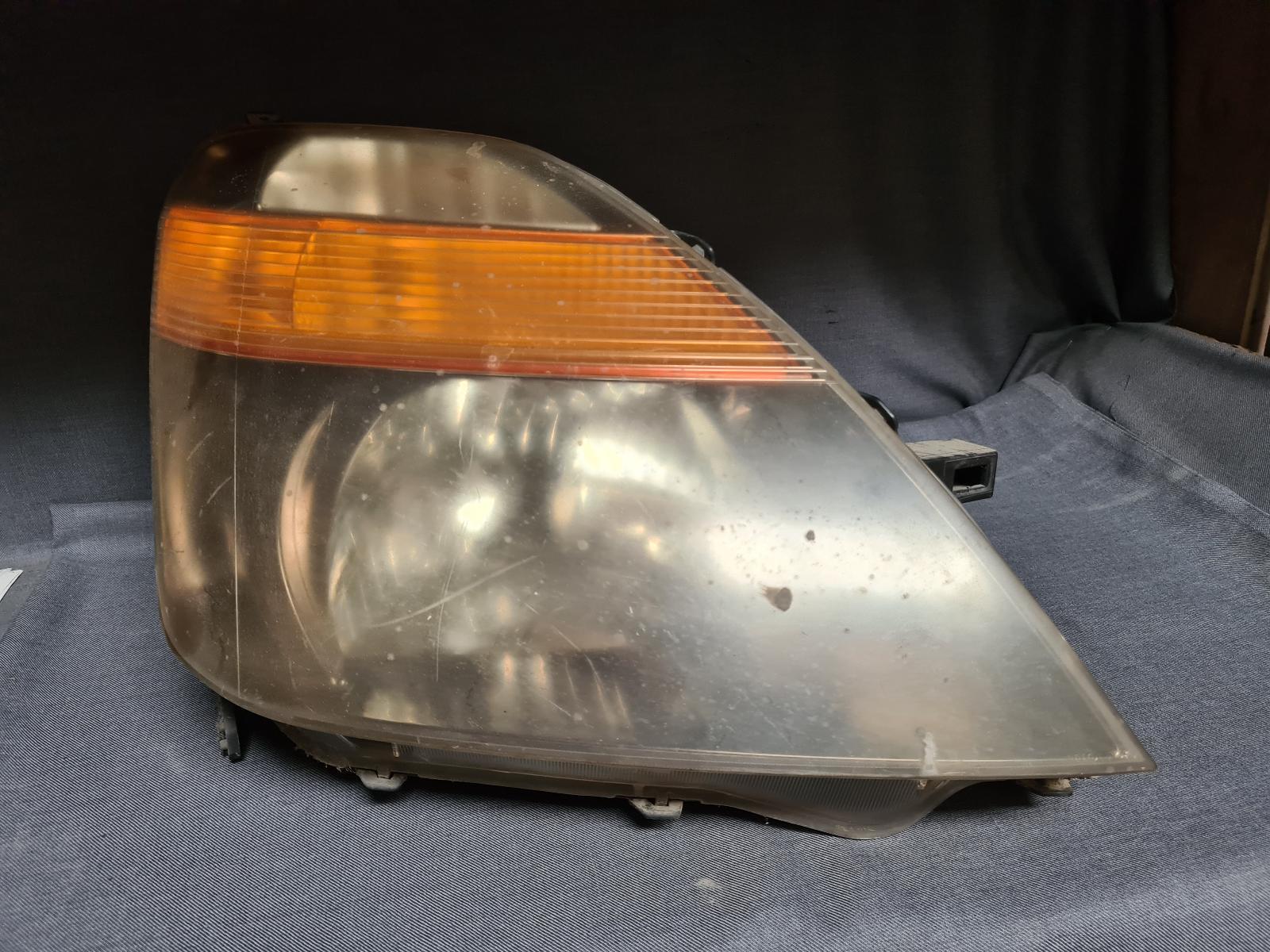 View Auto part Right Headlamp HONDA STREAM 2002